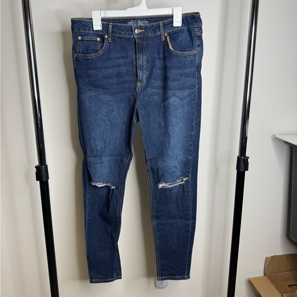 WILD FABLE High Risk Skinny Jeans with front knee distressing size 14